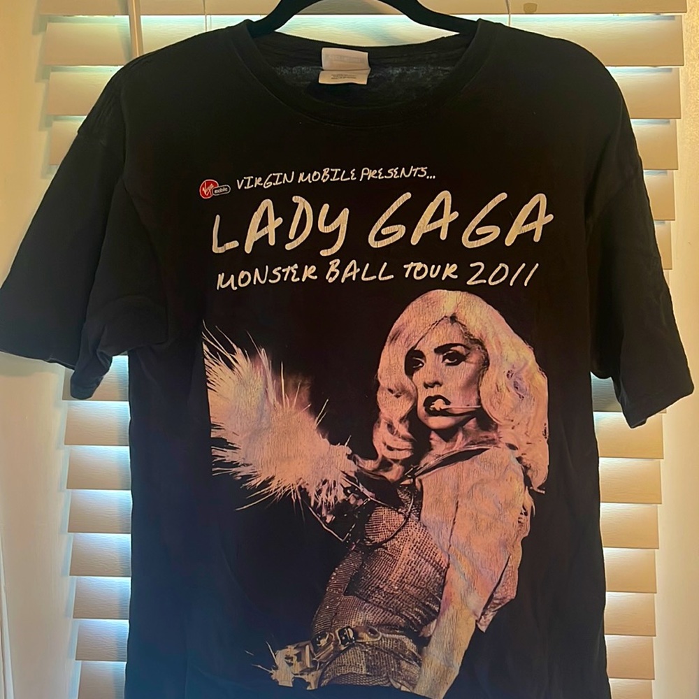Vintage Lady Gaga Tour T-shirt
